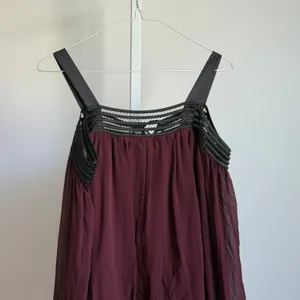 Guess by Marciano sz XS Burgundy Y2k fairy cottage 100%‎ Silk Top thumbnail 7