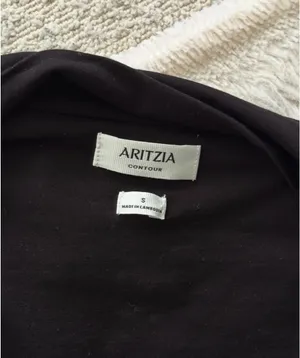 Aritzia Black Top  thumbnail 3