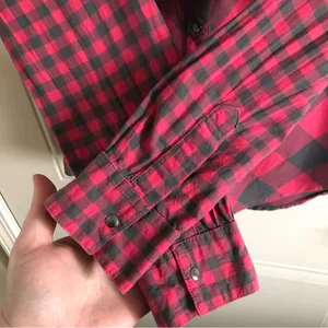 BKE Plaid Snap Button Long Sleeve Women’s Size M thumbnail 3
