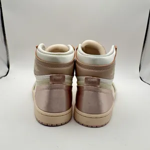 Nike Air‎ Jordan 1 MM High Pink Oxford Womens Sz 7 New [FZ8779-600] thumbnail 4