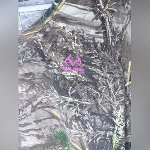 REALTREE Women’s Camo V Neck Tee thumbnail 4