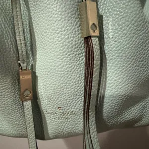 KATE SPADE Grey Street Tiny Cooper Turquoise Leather Crossbody Bucket‎ Bag thumbnail 3