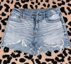 American Eagle shorts  thumbnail 1