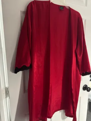 Apt. 9 Women’s Red Short Satin Wrap Robe Size XXL thumbnail 2
