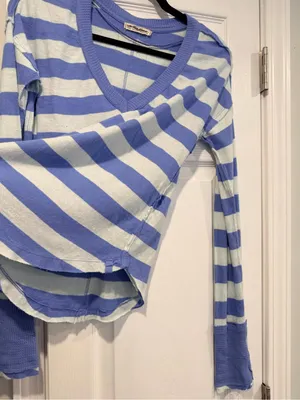 NWOT Free People We The Free Size XS Blue Cream Striped Thermal Knit V Neck Top thumbnail 5