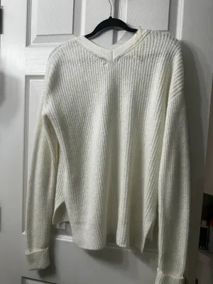 Sweater White Size XL thumbnail 2