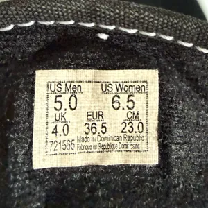 Vans Unisex Suede Sneakers thumbnail 4