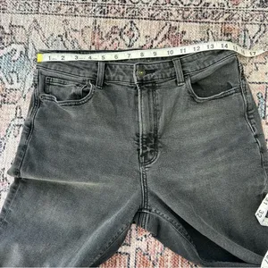 American Eagle Outfitters Mom Jean in Black Wash Charcoal Grey Size 8 thumbnail 9