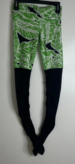 Alo Yoga XXS Green Tropical Print High Waisted Stirrup Leggings Black Stretch thumbnail 1