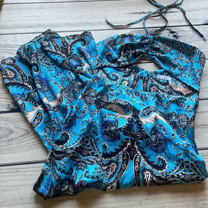 TopShop Blue Paisley Silky Cutout Halter Maxi Dress thumbnail 4