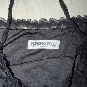 Princess Polly Black Velvet Floral Lace Halter Crop Top - Size 10 thumbnail 2