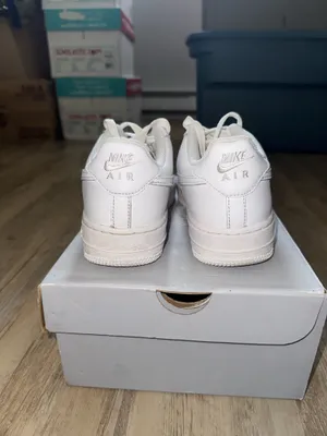 All White Nike Air Force 1 thumbnail 4
