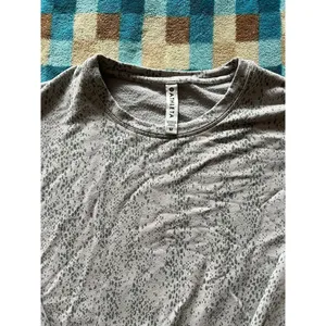Athleta Long Sleeve Shirt Womens Sz Medium Gray Heathered Rayon Blend‎ Sweater thumbnail 4