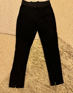 Pants thumbnail 1