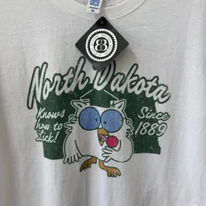 Brisco NEW North Dakota Graphic Tee Knows How To Lick Size Medium thumbnail 5