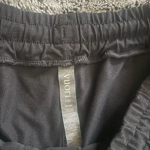 Vuori Black Women's Athletic Shorts thumbnail 3