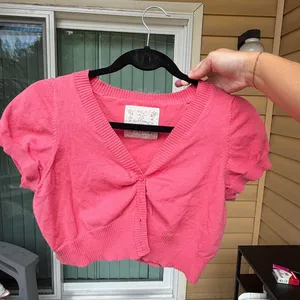 Red camel Pink cropped button cardigan with button detailing thumbnail 3
