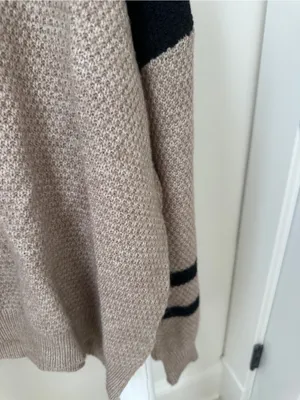 SHEIN Black and Beige Colorblock Crewneck Sweater XL thumbnail 7