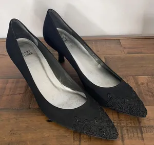 Stuart Weitzman Women’s Black Sequence Dressy Formal Low Pumps Kitten Heel 7 thumbnail 1