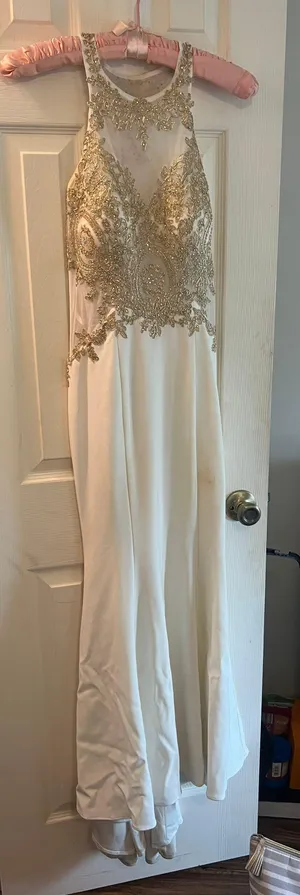 Prom dress white with gold beading. so beautiful! worn once thumbnail 1
