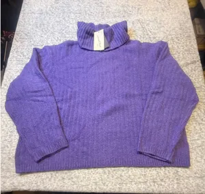 Universal Thread Purple‎ Ribbed Turtleneck Sweater Women's Size Mesdium NWT thumbnail 1