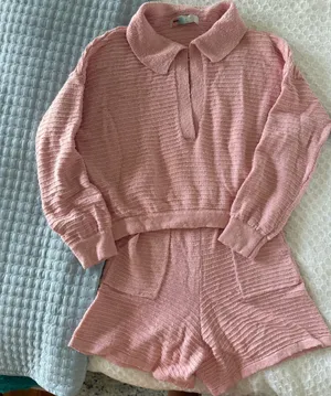 Free people sweater and shorts thumbnail 1