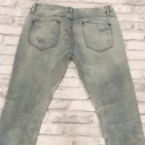 Free people destroyed stonewashed jeans thumbnail 4