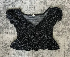 PacSun Black and White Floral Puff-Sleeve Top thumbnail 1