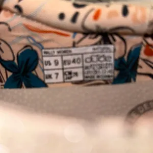 Hey Dude Women’s Sparkly Shoes thumbnail 5