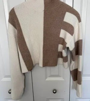 Buttermelon Colorblock Cropped Mock Neck Sweater thumbnail 1