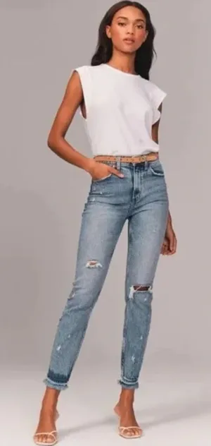Abercrombie & Fitch Light‎ Wash Distressed Mom High Rise Jeans Size 31/12 thumbnail 1