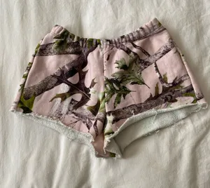 Pacsun camo shorts thumbnail 1