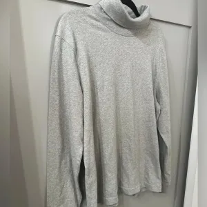 JCrew Turtle Neck Women’s Medium Gray Cotton thumbnail 3