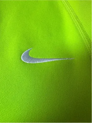 Nike Neon Green Therma-Fit Hoodie Size M (19” PTP) thumbnail 8