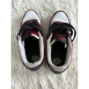 Nike Air Force 1 AF1 Burgundy Red Black White Low Top Sneakers‎ Shoes 6.5 thumbnail 9
