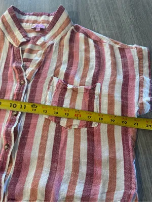 Miami by Francesca’s Striped‎ Button Down Crop Top Size L thumbnail 7