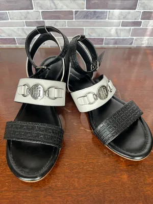 Tommy Hilfiger women's black and white flat sandals thumbnail 1