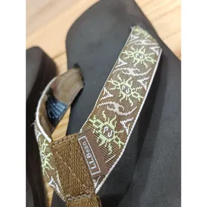 L.L. Bean Women's Maine Isle Flip Flops Brown Sun Motif Thong Sandals Size 7 M thumbnail 4