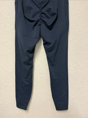 NWT HALARA UltraSculpt Leggings Size Medium thumbnail 8