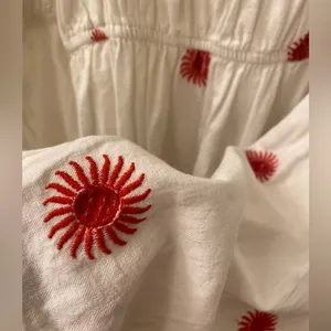 Free people White Dress with Red Floral Embroidery size XS oversized thumbnail 10