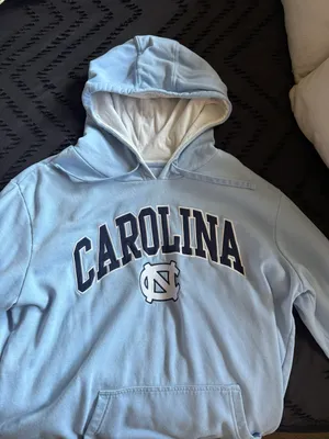 Unc Hoodie Size L thumbnail 1