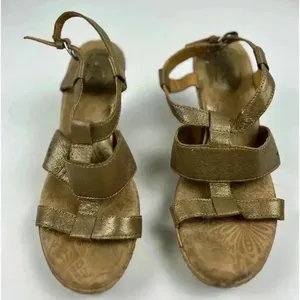 B.o.c Women's Bronze Leather Cork Wedge‎ Sandals Size 8 Strappy Casual thumbnail 1