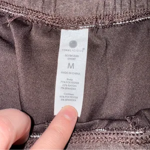 Yogalicious Brown Stretch Waist Scuba Zuri Comfort‎ Athletic Shorts Sz M thumbnail 4