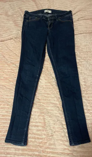 Hollister Jeans thumbnail 1