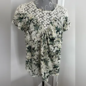 LC Lauren Conrad Top with Daisy White Lace Yoke. Mini Floral Print. Soft, Flowy. thumbnail 12