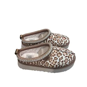 UGG Tazz Plains Leopard Print Slippers size 8ugg Jasmine New thumbnail 2