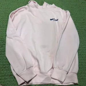 White Fox Boutique thumbnail 1