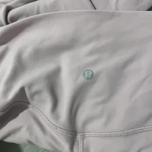 Lululemon strawberry milkshake align leggings  thumbnail 2