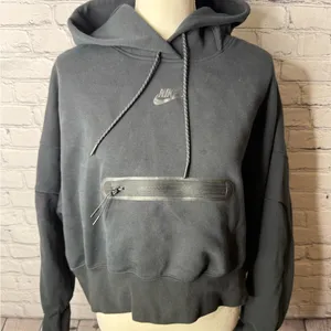 Nike women’s NSW tech fleece oversized crop sweatshirt medium thumbnail 7