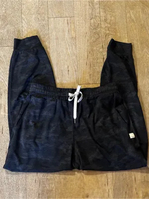 Vuori Sunday Performance Joggers Black Camo Print Size X-Small thumbnail 2